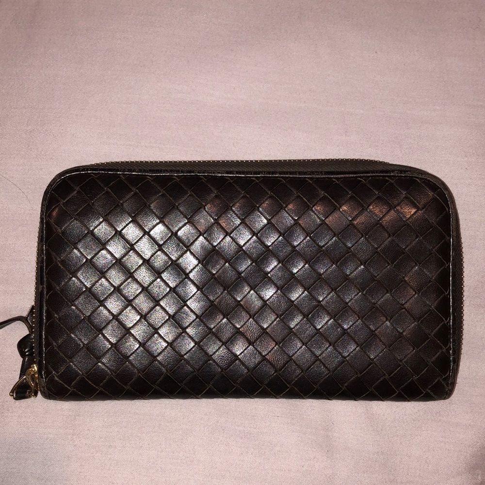 Bottega Venetta Intrecciato Chocolate Brown Wallet